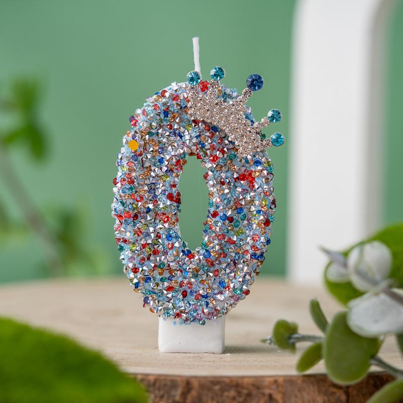 Xiyin High-End Colored Diamond Crown Birthday Candles with Numbers 0-9
Xiyin High-End Colored Diamond Crown Birthday Candles with Numbers 0-9