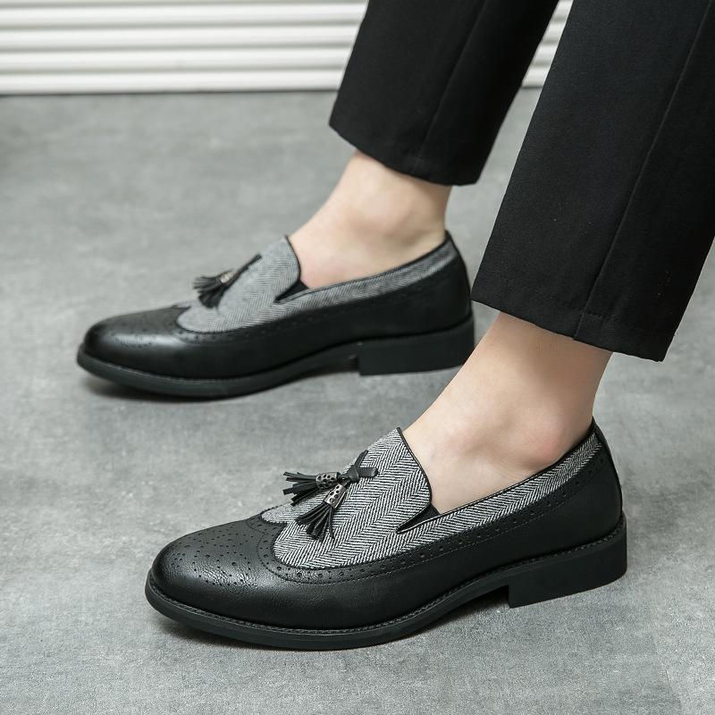 Large size business Brock flower fringed small leather shoes 2025 autumn new British retro casual men s shoes 38 чёрный
Large size business Brock flower fringed small leather shoes 2025 autumn new British retro casual men s shoes 38 чёрный