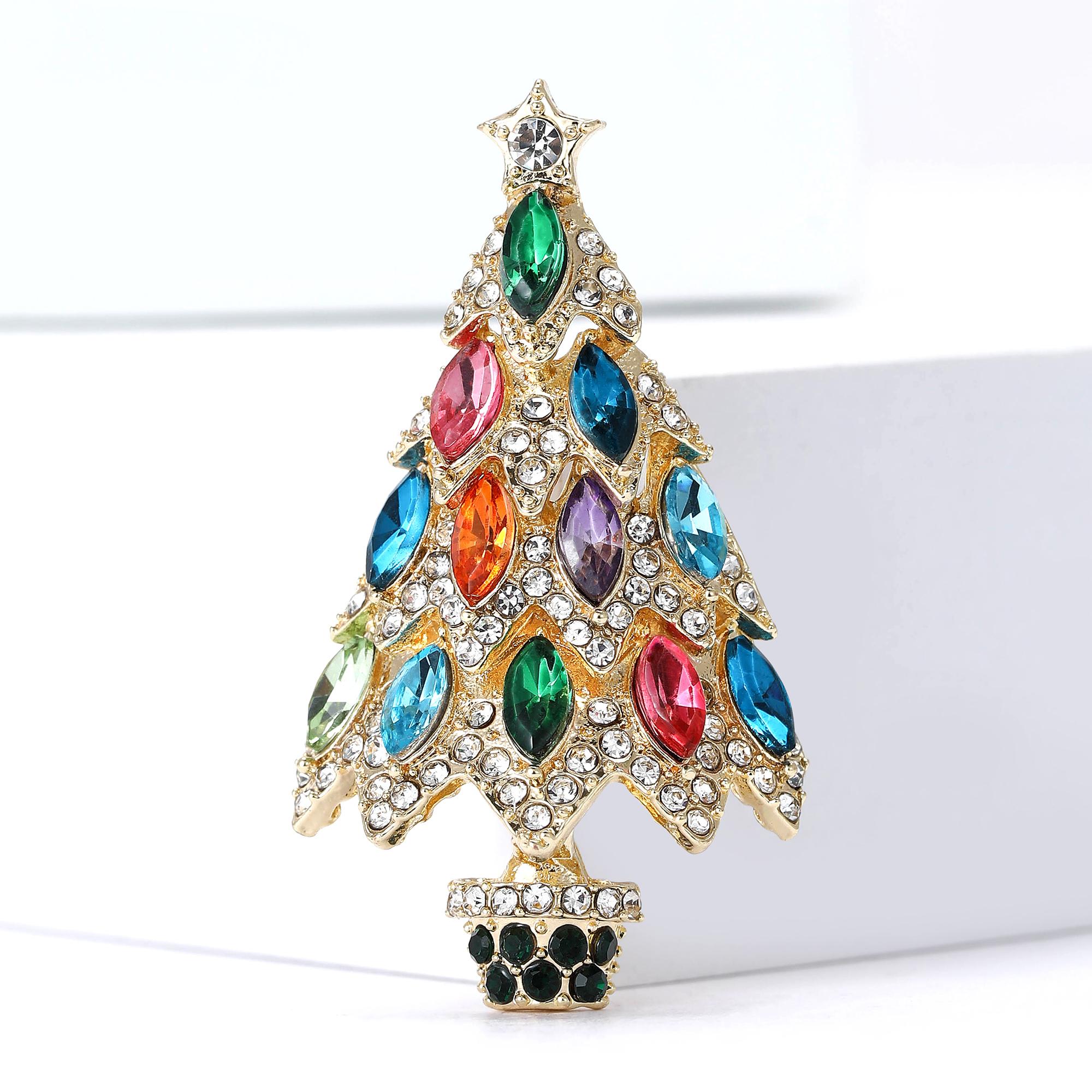 Christma s Rhinestone Christmas Tree Brooch for Women Unisex Star Plant Pin Event Funny Luxury Gifts New Year Friends Decoration
Christma s Rhinestone Christmas Tree Brooch for Women Unisex Star Plant Pin Event Funny Luxury Gifts New Year Friends Decoration
