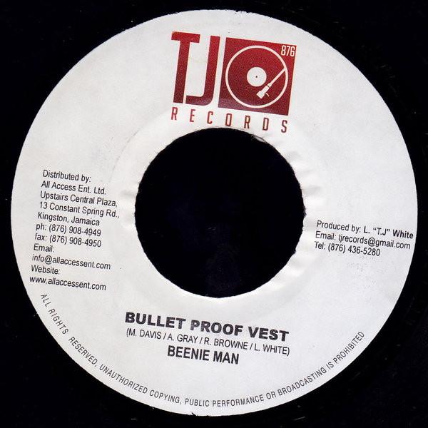 7-дюймовая пластинка BEENIE MAN / TIFA - Bullet Proof Vest / Kitty Police НИКАКОЙ TJ Records 2006 Ямайка Регги, Ска и Даб Б/У
7-дюймовая пластинка BEENIE MAN / TIFA - Bullet Proof Vest / Kitty Police НИКАКОЙ TJ Records 2006 Ямайка Регги, Ска и Даб Б/У