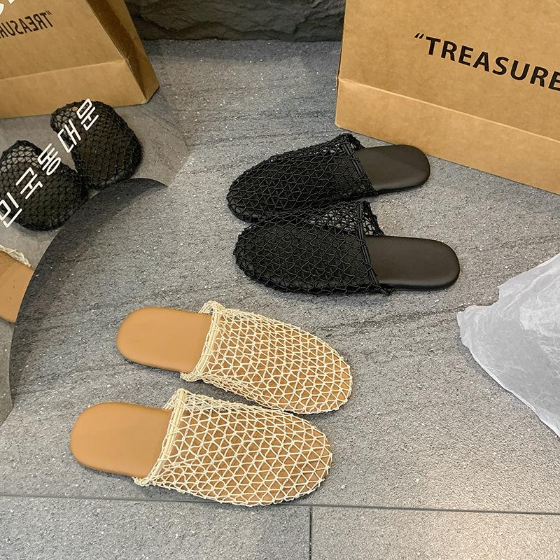 Mesh casual versatile two-wearing slippers women s summer 2025 new fashionable and comfortable breathable bag head fishing net slippers 35 чорний
Mesh casual versatile two-wearing slippers women s summer 2025 new fashionable and comfortable breathable bag head fishing net slippers 35 чорний