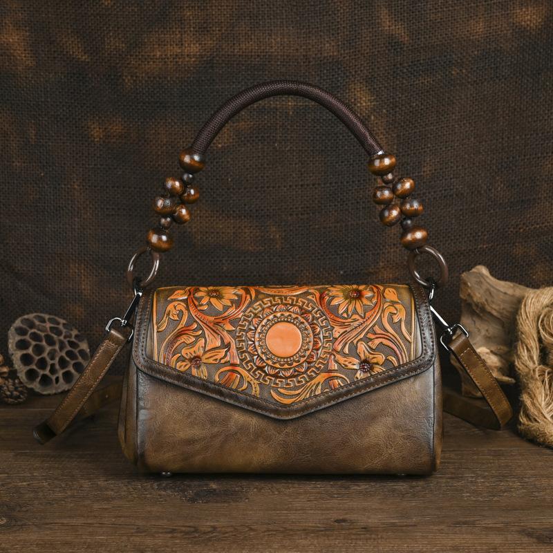 2025 Vintage Floral Embossing Tote Bags Large Capacity Genius Leather Shoulder Crossbody Bags For Travel Commuting Handbags 26-12.5-15cm
2025 Vintage Floral Embossing Tote Bags Large Capacity Genius Leather Shoulder Crossbody Bags For Travel Commuting Handbags 26-12.5-15cm