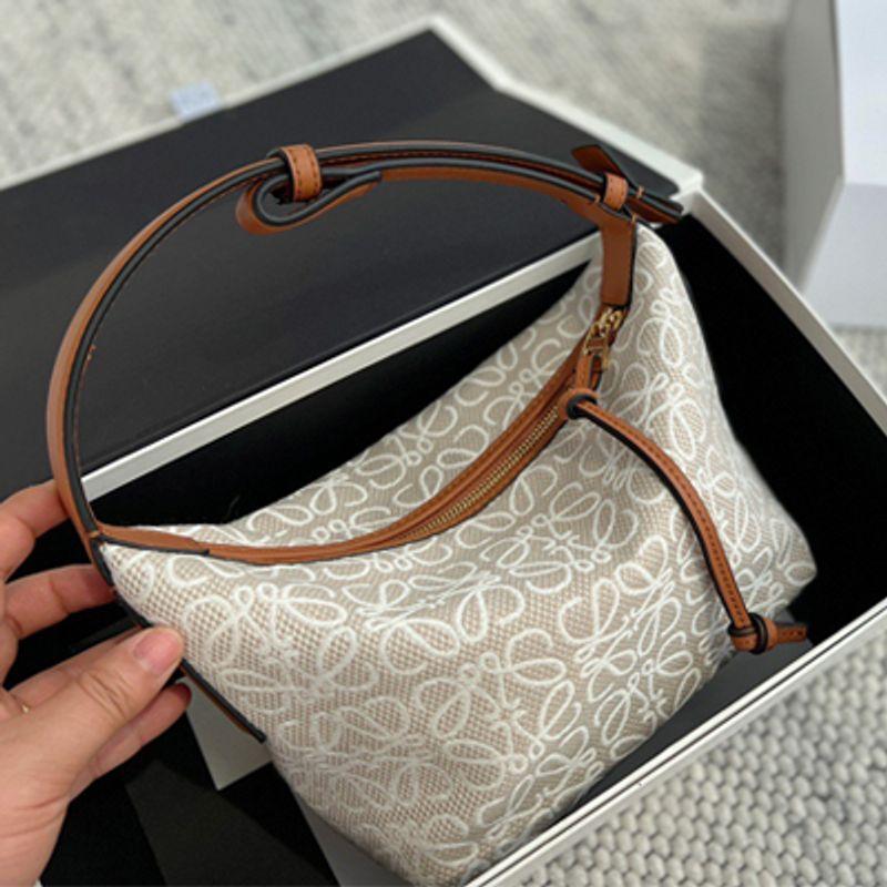 2023 Новая сумка Женская Модная Трендовая Универсальная Одноплечевая Портативная Сумка-подмышка Льняная Холщовая Жаккардовая Сумка-кубик Сумка для ланча White + Brown small size
2023 Новая сумка Женская Модная Трендовая Универсальная Одноплечевая Портативная Сумка-подмышка Льняная Холщовая Жаккардовая Сумка-кубик Сумка для ланча White + Brown small size