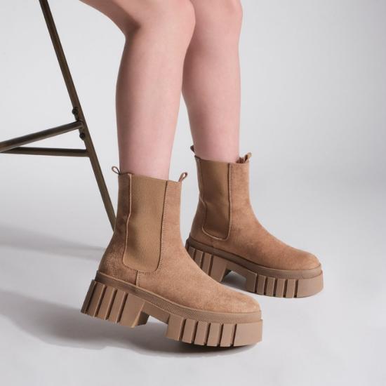 Женские повседневные ботинки Martes из натуральной кожи на толстой подошве Taba Suede, новинка 2023 года, зимние дизайнерские туфли на платформе с толстой подошвой
Женские повседневные ботинки Martes из натуральной кожи на толстой подошве Taba Suede, новинка 2023 года, зимние дизайнерские туфли на платформе с толстой подошвой