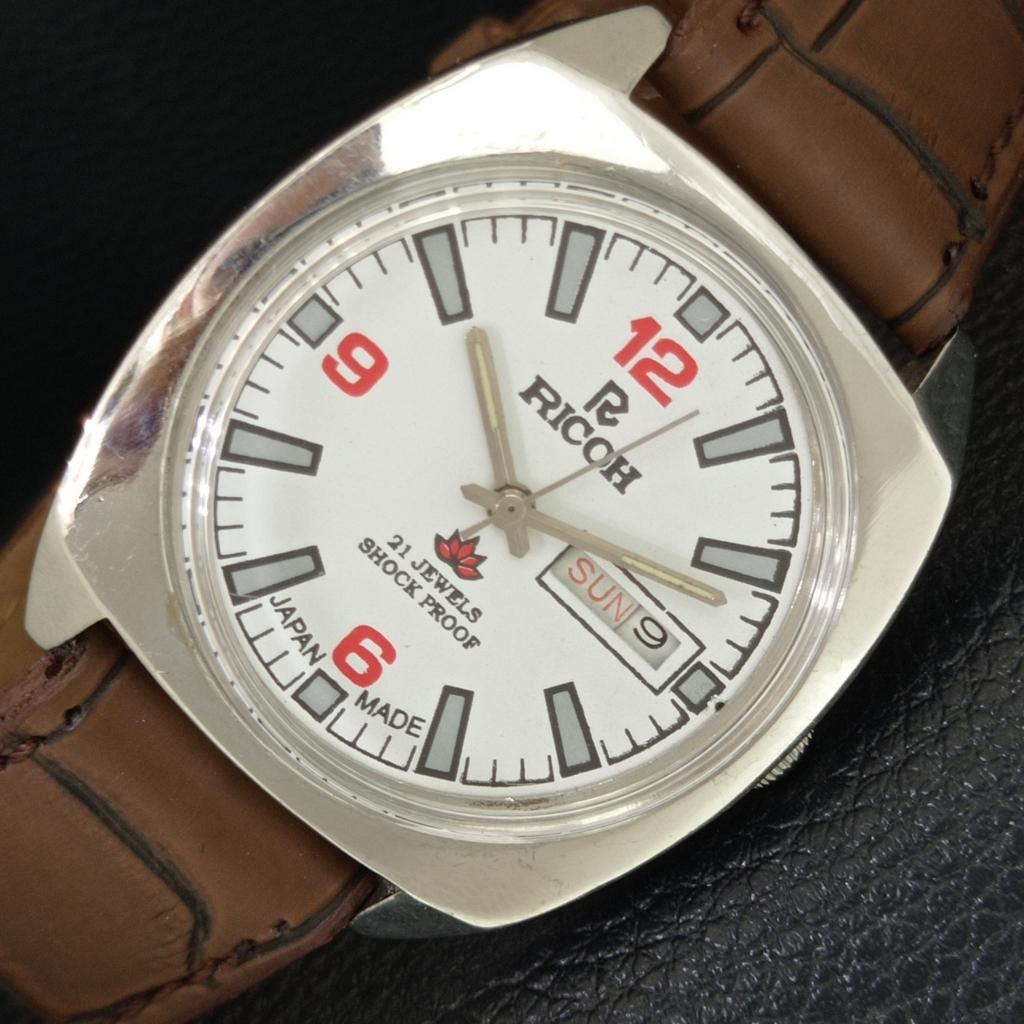 VINTAGE RICOH R31 AUTOMATIC JAPAN MENS WHITE COLOR DIAL WATCH a707679-1
VINTAGE RICOH R31 AUTOMATIC JAPAN MENS WHITE COLOR DIAL WATCH a707679-1