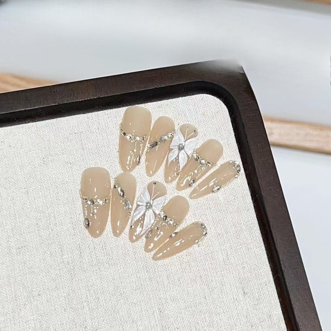 Hand-woven Armor Advanced Atmosphere Nude Color Flash Diamond Hand-painted Butterfly Nail Art Patch Removable Fake Nails extra small XS
Hand-woven Armor Advanced Atmosphere Nude Color Flash Diamond Hand-painted Butterfly Nail Art Patch Removable Fake Nails extra small XS