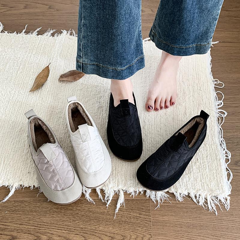 Casual velvet single shoes women s 2024 new autumn and winter retro soft-soled Doudou shoes comfortable one-pedal grandma shoes cotton shoes 35 чорний
Casual velvet single shoes women s 2024 new autumn and winter retro soft-soled Doudou shoes comfortable one-pedal grandma shoes cotton shoes 35 чорний