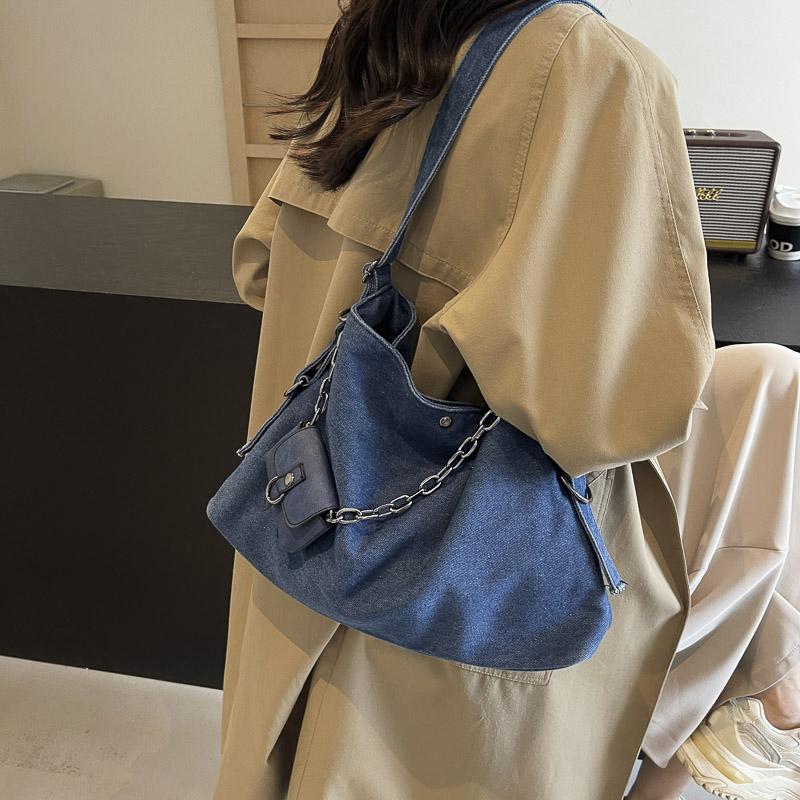 Casual Handbag Women Large Capacity Foldable Denim Shopping Tote Bag Ladies Chain Shoulder Crossbody Bag With Mini Coin Pocket
Casual Handbag Women Large Capacity Foldable Denim Shopping Tote Bag Ladies Chain Shoulder Crossbody Bag With Mini Coin Pocket