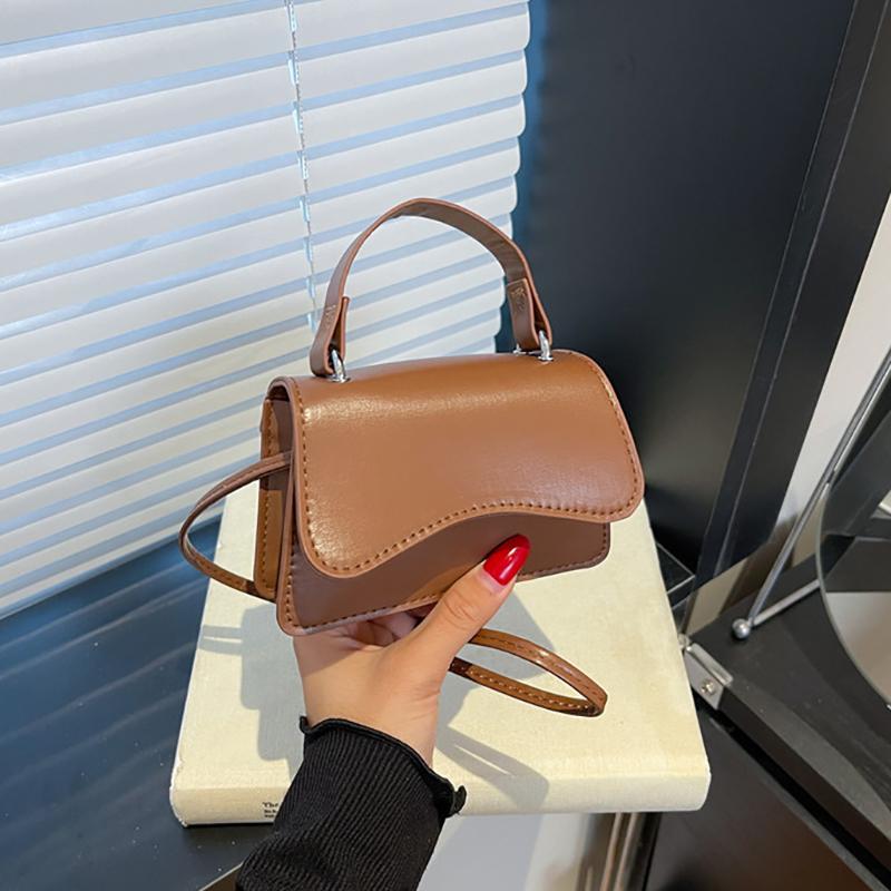 Fashion Women s New Flip Small Handbag Solid Color Shoulder Bag Minimalist Womens Crossbody Bag Soft PU Leather Small Square Bag
Fashion Women s New Flip Small Handbag Solid Color Shoulder Bag Minimalist Womens Crossbody Bag Soft PU Leather Small Square Bag