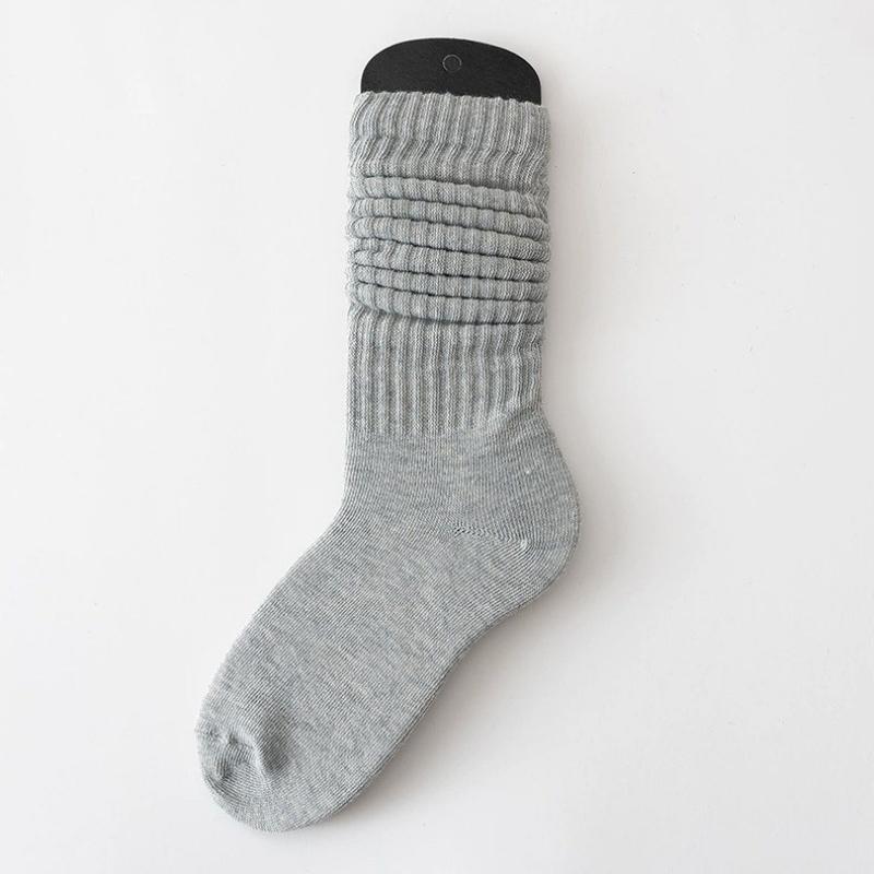 Женские гольфы до икры, очень длинные, до колена, с присборенным верхом, хлопковые носки для ботинок для женщин, девушек 1 pair
Женские гольфы до икры, очень длинные, до колена, с присборенным верхом, хлопковые носки для ботинок для женщин, девушек 1 pair