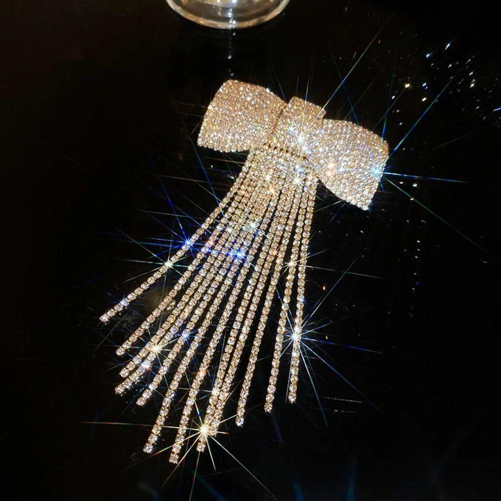 Rhinestone Temperament Hair Clip Gold Silver Color Bow Hair Clip Bow Fringe Hairpin for Women золотий
Rhinestone Temperament Hair Clip Gold Silver Color Bow Hair Clip Bow Fringe Hairpin for Women золотий