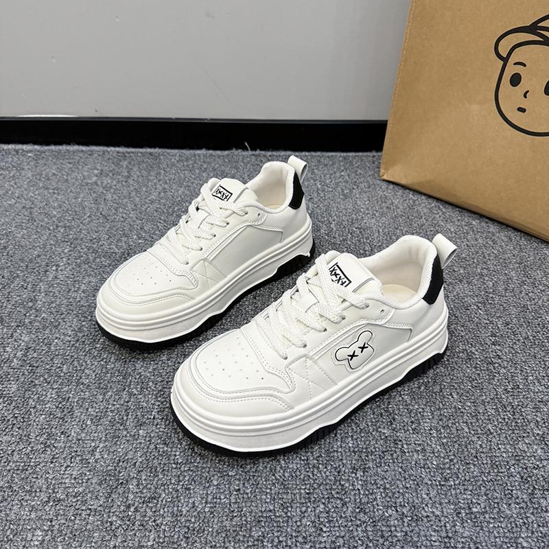 PU Sewing Breathable Sneakers Lace-up Mixed Colors Women s Shoes on Sale 2024High Quality Autumn Women s Vulcanize Shoes
PU Sewing Breathable Sneakers Lace-up Mixed Colors Women s Shoes on Sale 2024High Quality Autumn Women s Vulcanize Shoes