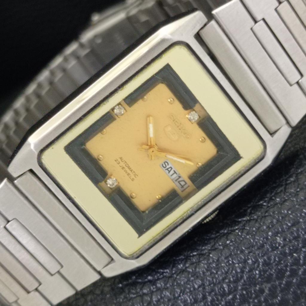 ЯПОНИЯ ВИНТАЖ SEIKO 5 АВТОМАТИЧЕСКИЕ 2949A BOY ОРИГИНАЛЬНЫЙ ЦИФЕРБЛАТ ЧАСЫ a704283-1 R213i-a704283
ЯПОНИЯ ВИНТАЖ SEIKO 5 АВТОМАТИЧЕСКИЕ 2949A BOY ОРИГИНАЛЬНЫЙ ЦИФЕРБЛАТ ЧАСЫ a704283-1 R213i-a704283