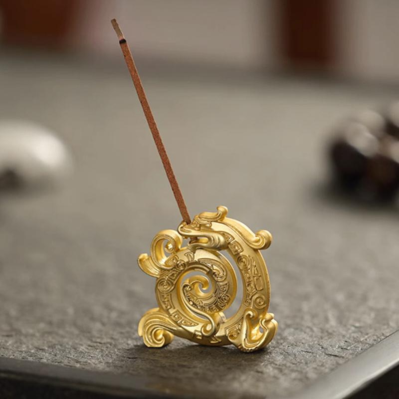 Подставка для благовоний в виде дракона, металлическая подставка для благовоний, курильница для гостиной, зала Будды, студии йоги золотистый
Подставка для благовоний в виде дракона, металлическая подставка для благовоний, курильница для гостиной, зала Будды, студии йоги золотистый