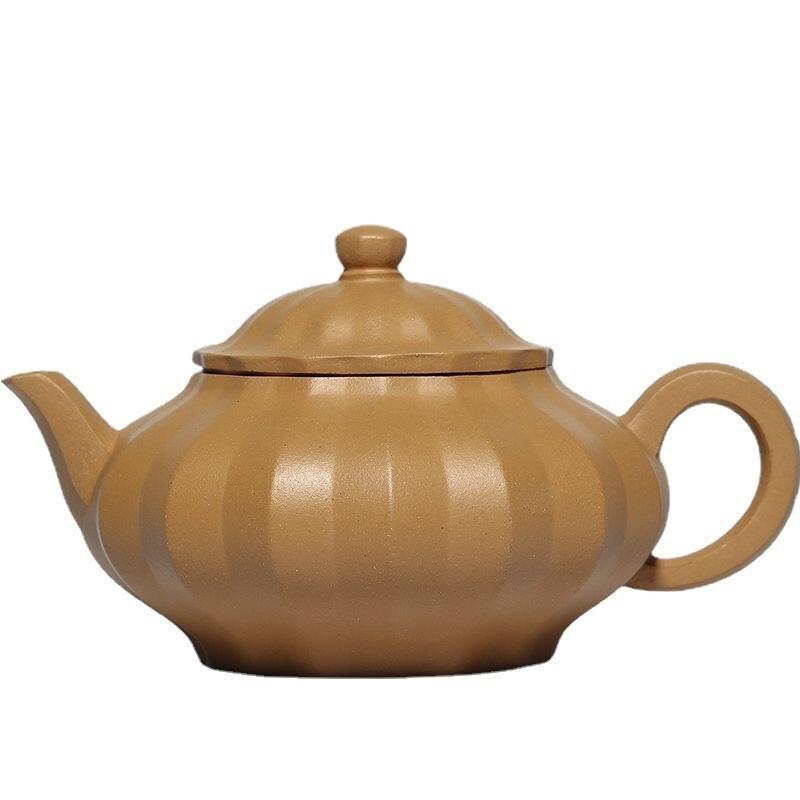 250ml Retro Yixing Purple Clay Teapots Handmade Flower Petal Pot Raw Ore Section Mud Kettle Chinese Zisha Tea Set Drinkware Gift
250ml Retro Yixing Purple Clay Teapots Handmade Flower Petal Pot Raw Ore Section Mud Kettle Chinese Zisha Tea Set Drinkware Gift