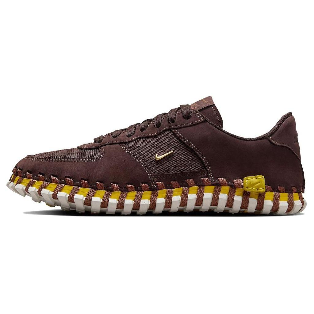 Nike J Force 1 Low LX SP Earth Women Casual shoes Brown DR0424-200 EU 38
Nike J Force 1 Low LX SP Earth Women Casual shoes Brown DR0424-200 EU 38