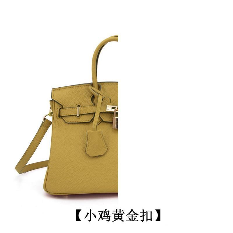 Genuine Leather Women s Bag Commuter Handbag 2026 New Fashionable Platinum Foreign Style Shoulder Cross-body 25x14x19cm
Genuine Leather Women s Bag Commuter Handbag 2026 New Fashionable Platinum Foreign Style Shoulder Cross-body 25x14x19cm