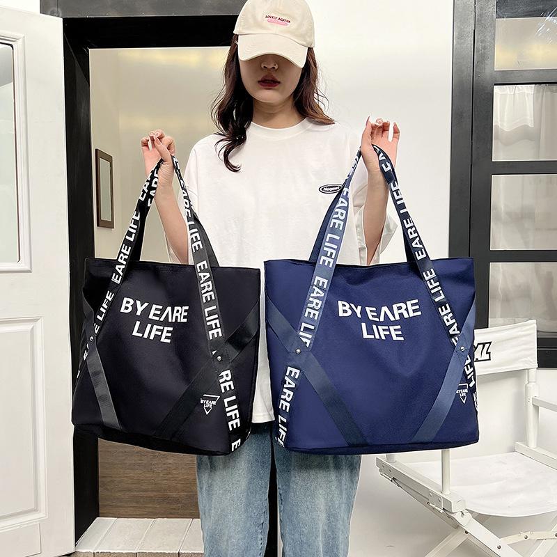 Conference activities Exhibition advertising bags, handbags Large capacity shoulder handbags Shopping bags синій
Conference activities Exhibition advertising bags, handbags Large capacity shoulder handbags Shopping bags синій
