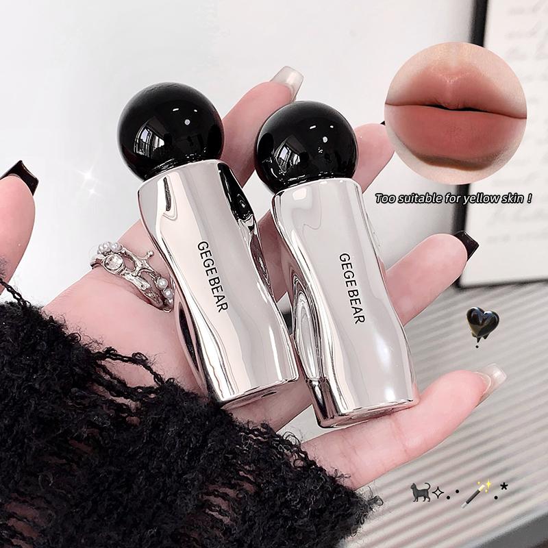 Smooth&Mist Lip Clay Смешиваемая невысыхающая глиняная помада для губ Матовая легкая помада для губ в корейском стиле
Smooth&Mist Lip Clay Смешиваемая невысыхающая глиняная помада для губ Матовая легкая помада для губ в корейском стиле