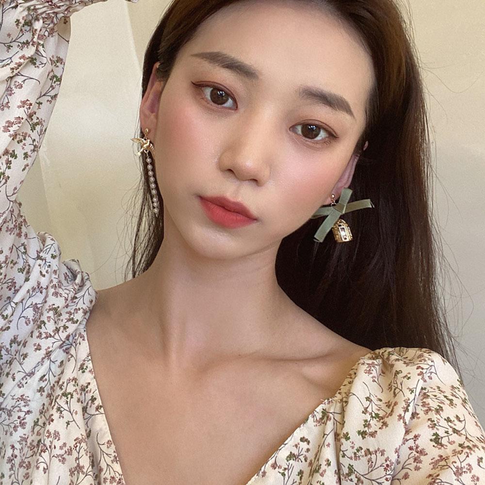 Elegant Pearls Tassel Bird Cage Green Asymmetric Clip Earrings Ear Studs Dangle Earrings Earrings Ear studs
Elegant Pearls Tassel Bird Cage Green Asymmetric Clip Earrings Ear Studs Dangle Earrings Earrings Ear studs