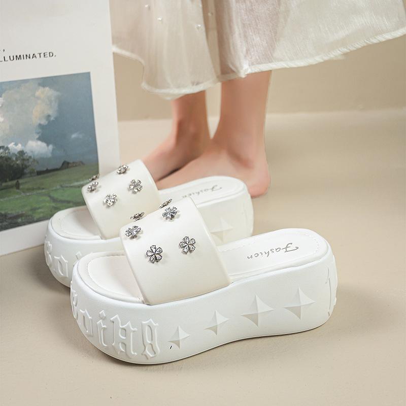 Height-increasing outer wear black summer sandals muffin platform women s shoes high-heeled slippers women s summer 2025 cool slippers 34
Height-increasing outer wear black summer sandals muffin platform women s shoes high-heeled slippers women s summer 2025 cool slippers 34