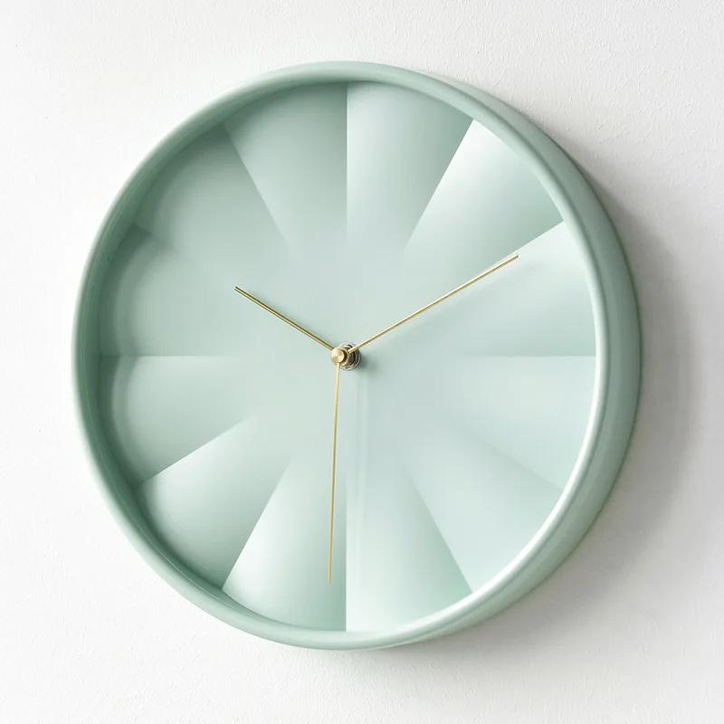 Black light luxury minimalist wall clock personality in the ancient style clock art high sense decorative wordless clock Diameter 30cm
Black light luxury minimalist wall clock personality in the ancient style clock art high sense decorative wordless clock Diameter 30cm
