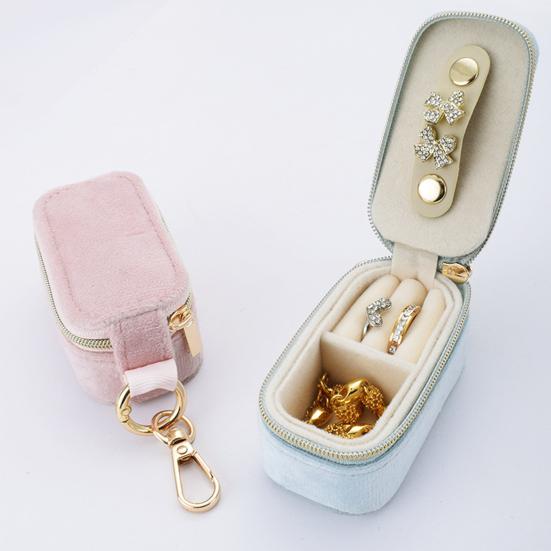 Yousheng Jewelry Storage Box with Zipper Closure Protective Interior Lining Velvet Jewelry Holder Easy Carrying Keychain
Yousheng Jewelry Storage Box with Zipper Closure Protective Interior Lining Velvet Jewelry Holder Easy Carrying Keychain