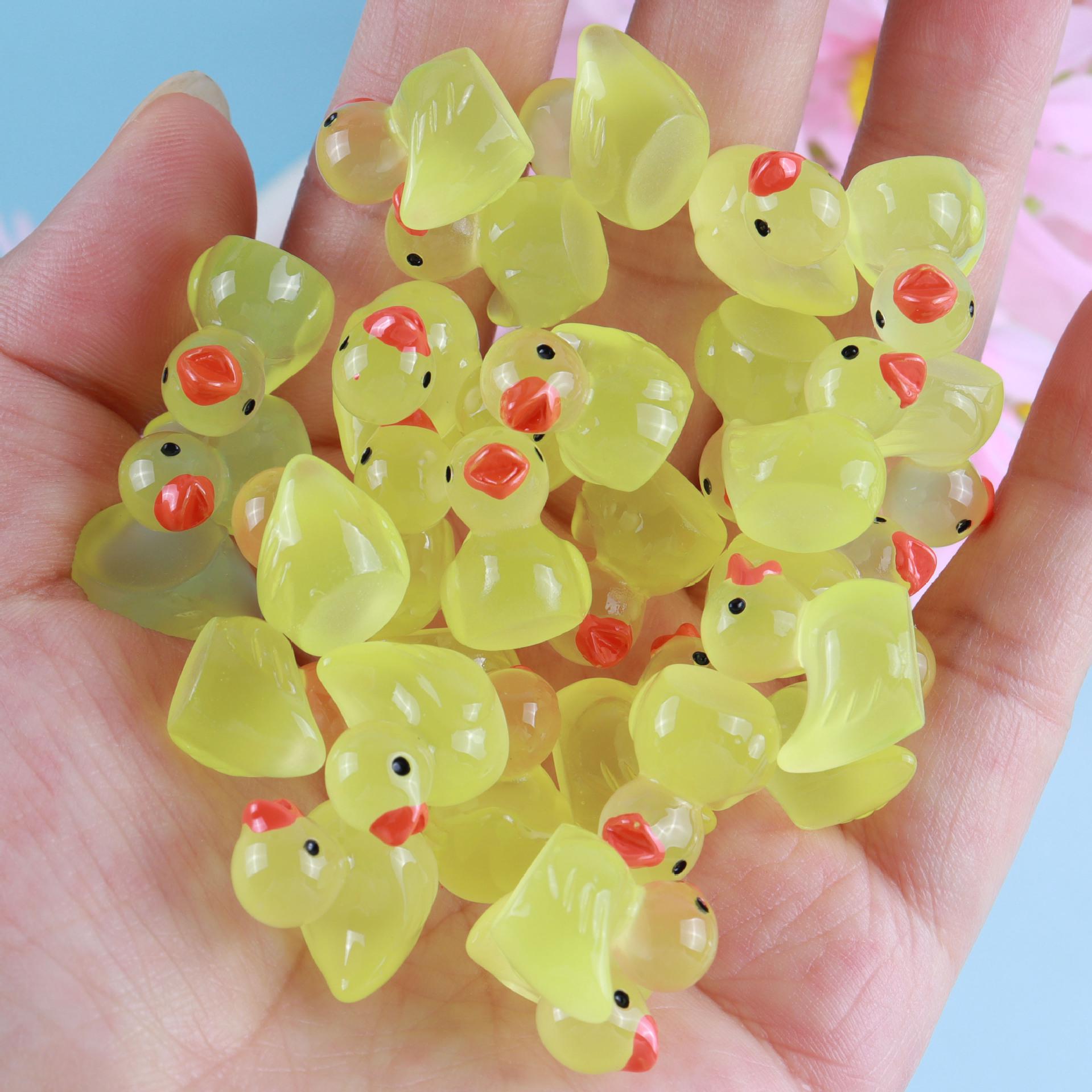 Светящийся желтый кулон-утка - милое украшение для микроландшафта и заколка для волос
Светящийся желтый кулон-утка - милое украшение для микроландшафта и заколка для волос