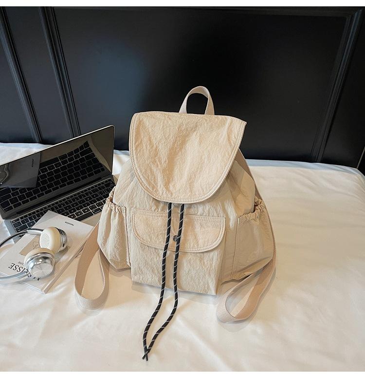 Casual large-capacity nylon cloth women s backpack 2025 new lightweight and versatile backpack travel bag
Casual large-capacity nylon cloth women s backpack 2025 new lightweight and versatile backpack travel bag