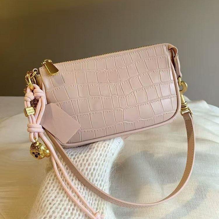 Bread Puppy, Clear Sky Chat, сумка подмышкой, Super Popular Girl, маленькая сумка через плечо на одно плечо розовый
Bread Puppy, Clear Sky Chat, сумка подмышкой, Super Popular Girl, маленькая сумка через плечо на одно плечо розовый