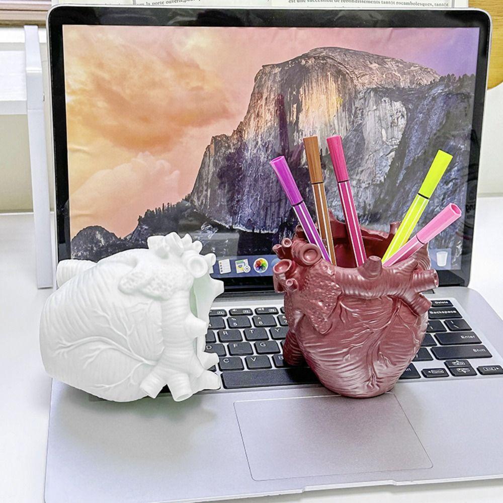 Simulation Heart Art Pen Holder Heart Design Desktop Pencil Holder Home Art Supply білий
Simulation Heart Art Pen Holder Heart Design Desktop Pencil Holder Home Art Supply білий