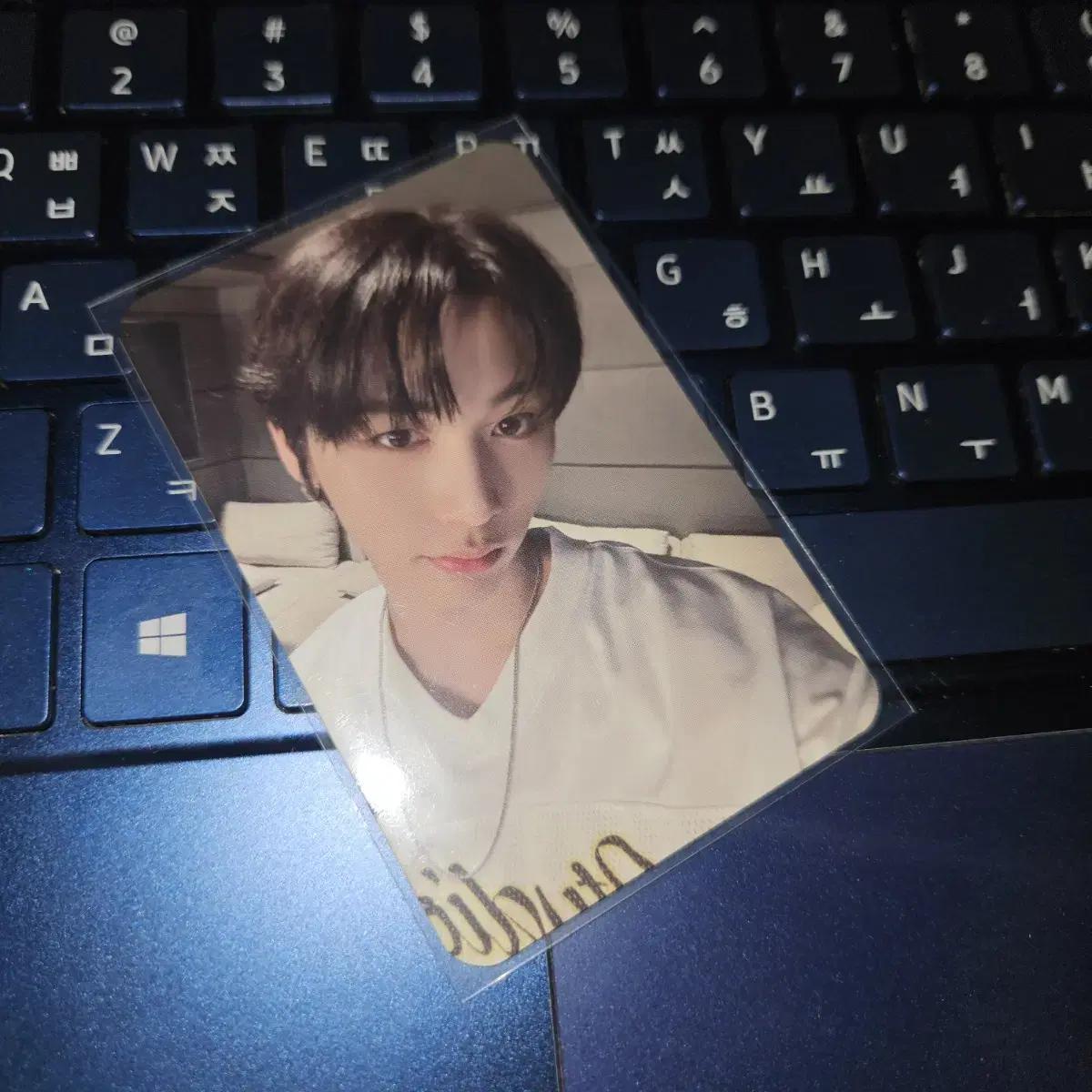 Boynext Door Boneck Door Taesan Nice Guy K-pop Nara Premier Michopo Poca
Boynext Door Boneck Door Taesan Nice Guy K-pop Nara Premier Michopo Poca