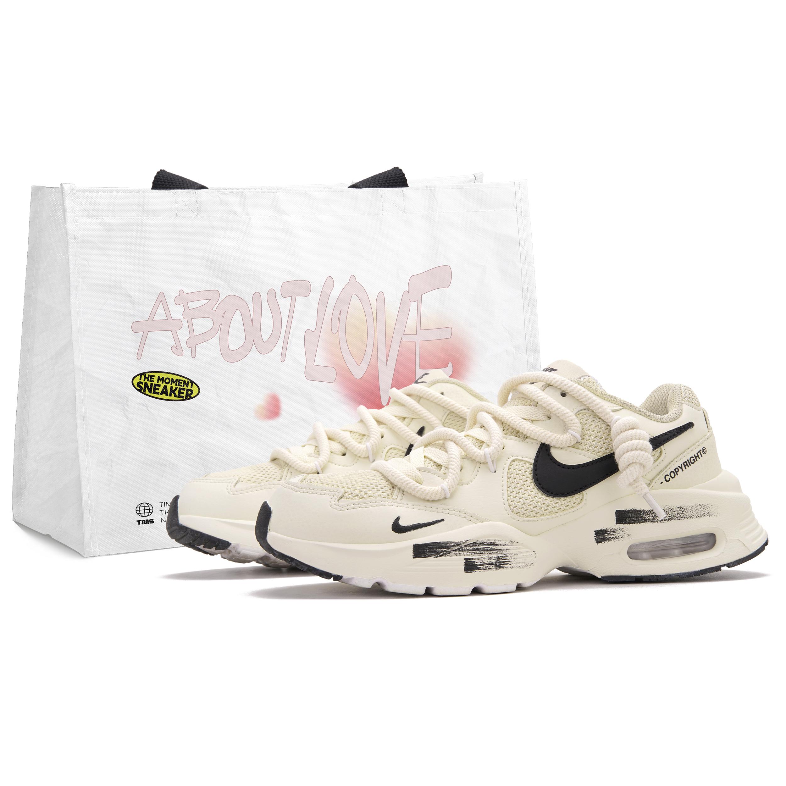 Nike Air Max Fusion Low top Running Shoes Unisex Black Rice White CJ1671-100(Team645-) 42.5
Nike Air Max Fusion Low top Running Shoes Unisex Black Rice White CJ1671-100(Team645-) 42.5
