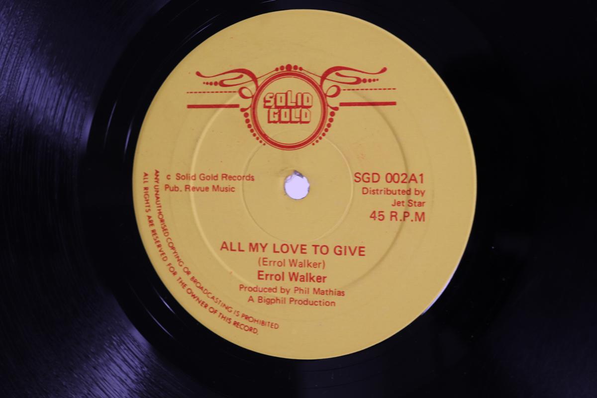 12inch Record ERROL WALKER All My Love To Give In These Time SGD002 SOLID GOLD 1980 UK Reggae Ska Dub Used
12inch Record ERROL WALKER All My Love To Give In These Time SGD002 SOLID GOLD 1980 UK Reggae Ska Dub Used