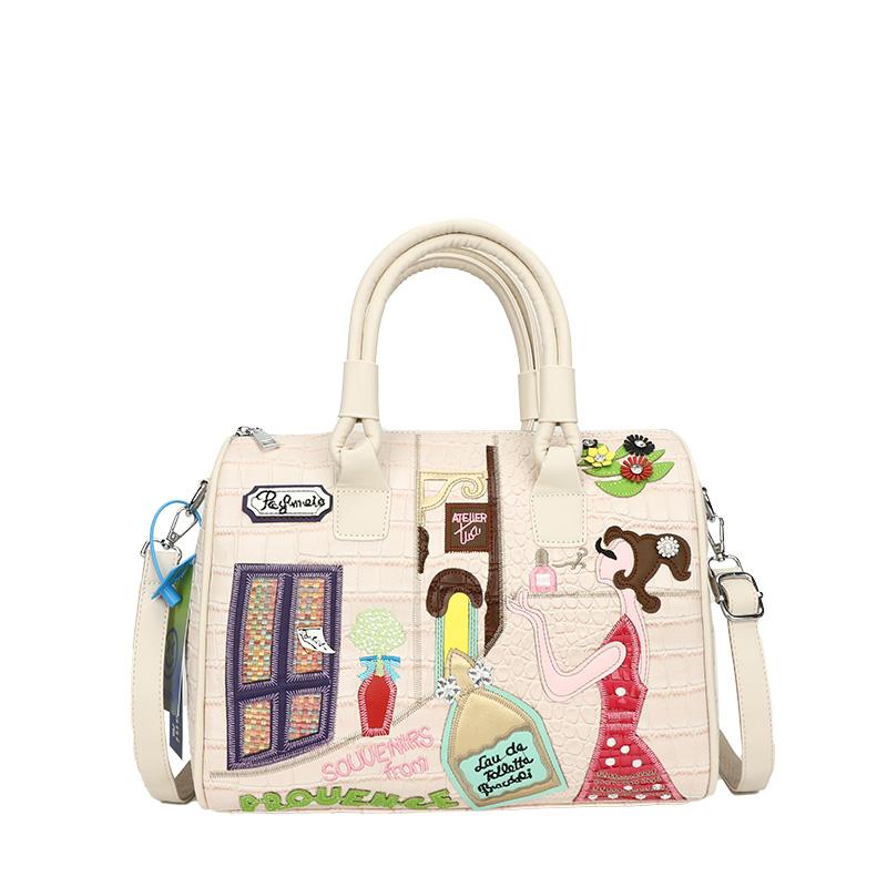 High Quality Boston Bag Fashion Embroidered Shoulder Bags for Women Luxury Purse and Handbag Designer Crossbody Bag Cute Satchel 32X17X24cm
High Quality Boston Bag Fashion Embroidered Shoulder Bags for Women Luxury Purse and Handbag Designer Crossbody Bag Cute Satchel 32X17X24cm