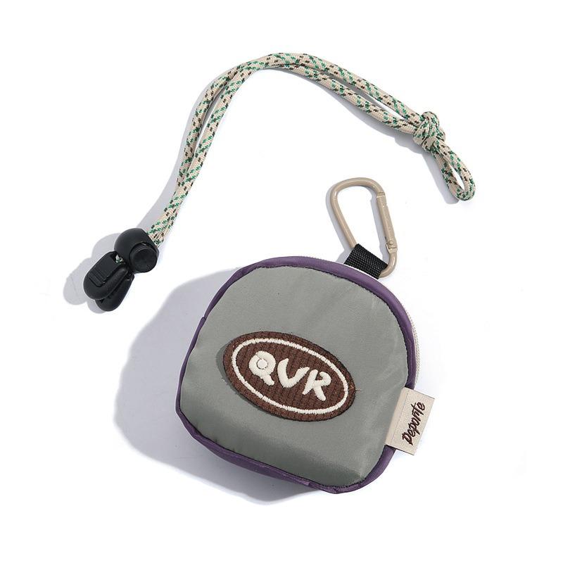 Original niche design key storage bag mini lipstick earphone bag neck bag pendant tide
Original niche design key storage bag mini lipstick earphone bag neck bag pendant tide