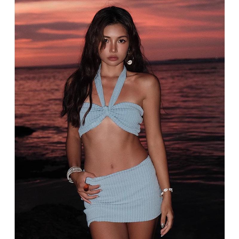2024 Women s Sexy Halter Swimsuit: Cross-Border Split Bikini for Hot Spring & Seaside Vacations Medium
2024 Women s Sexy Halter Swimsuit: Cross-Border Split Bikini for Hot Spring & Seaside Vacations Medium