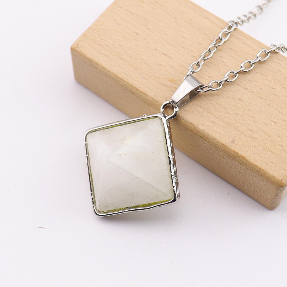 TikTok Live Natural Crystal Jade Pyramid Pendant Necklace
TikTok Live Natural Crystal Jade Pyramid Pendant Necklace