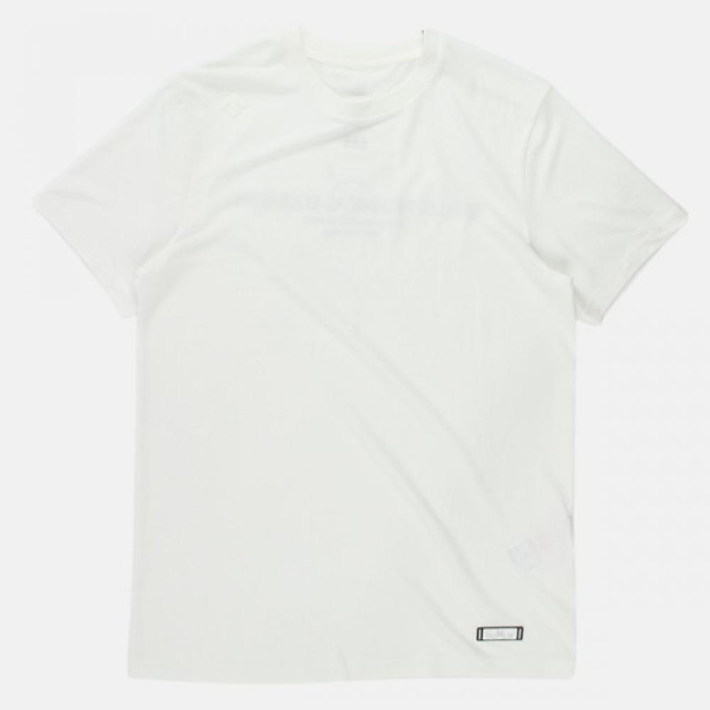 Descente Half Club Descente Descente Dual Resculing Wafen белая футболка с короткими рукавами Sp221dts41 white/95
Descente Half Club Descente Descente Dual Resculing Wafen белая футболка с короткими рукавами Sp221dts41 white/95
