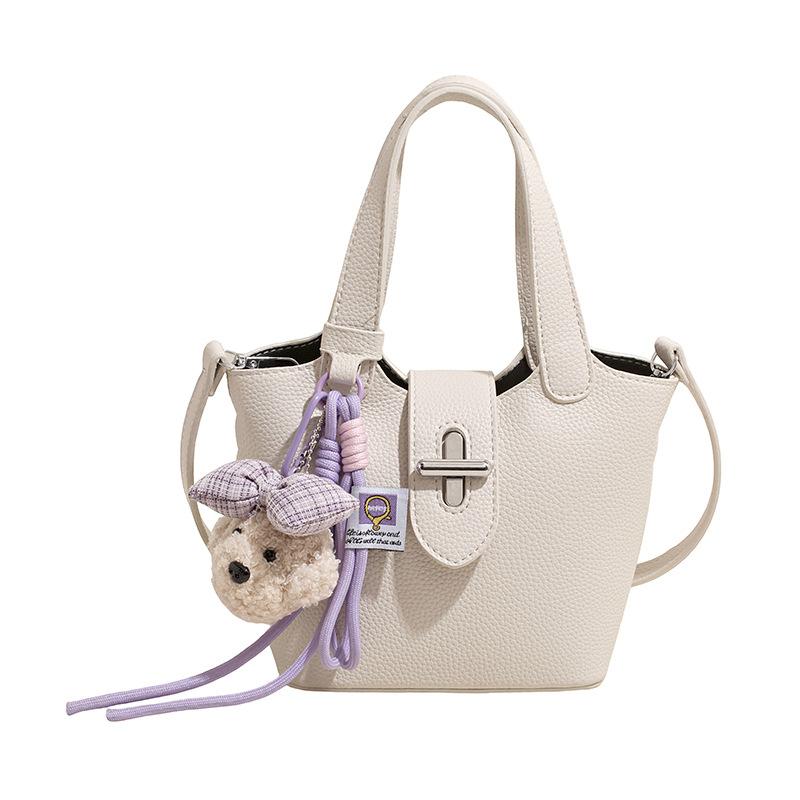 Han Simple Portable Bucket Bag Women s 2026 Spring New Fashion Textured Shoulder Crossbody Bag without pendant белый
Han Simple Portable Bucket Bag Women s 2026 Spring New Fashion Textured Shoulder Crossbody Bag without pendant белый