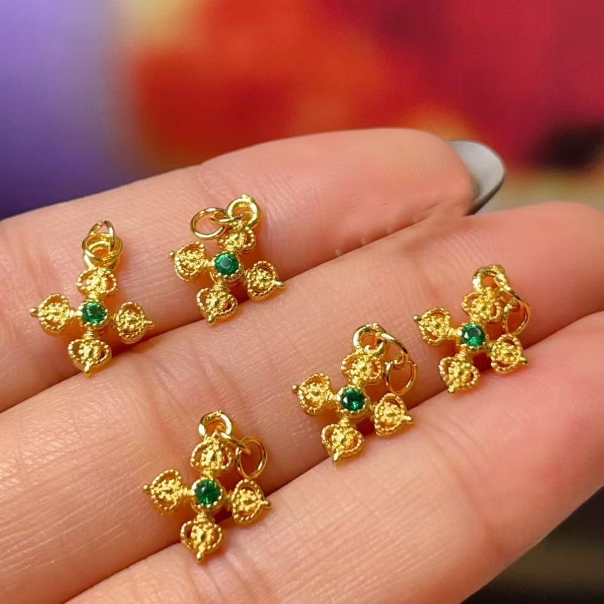 5Pcs, Golden-Plated Green Zircon Vajra Scepter Pendant DIY Jewelry Accessories, Tibetan-Style Auspicious Charms for Bracelets Necklaces Link Material 5Pcs
5Pcs, Golden-Plated Green Zircon Vajra Scepter Pendant DIY Jewelry Accessories, Tibetan-Style Auspicious Charms for Bracelets Necklaces Link Material 5Pcs