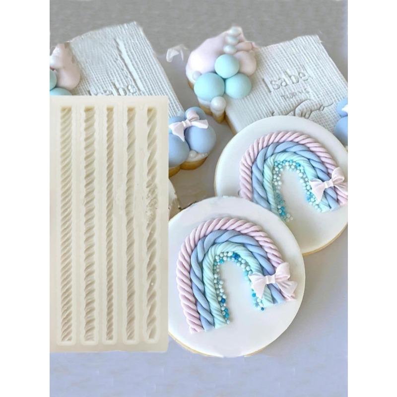 Rope Silicone Mold, Macrame Fondant Molds Tassel Cake Decorating Mold Leaf Boho Shape Gummy Chocolate Molds for Cakes Cupcake Decorating Clay one-size світло-сірого кольору
Rope Silicone Mold, Macrame Fondant Molds Tassel Cake Decorating Mold Leaf Boho Shape Gummy Chocolate Molds for Cakes Cupcake Decorating Clay one-size світло-сірого кольору