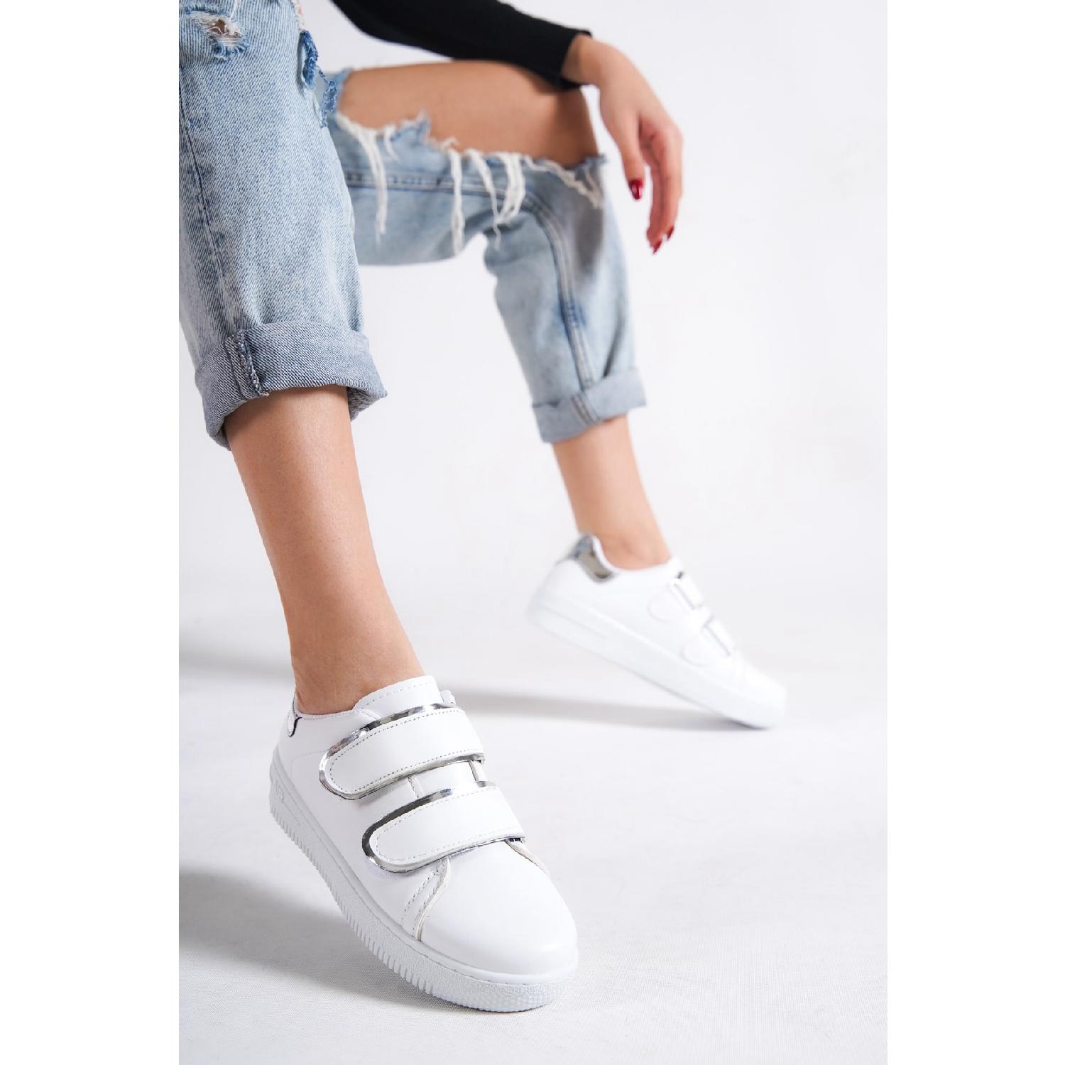 Бело-платиновые женские кроссовки Bg1003-101-0003 36
Бело-платиновые женские кроссовки Bg1003-101-0003 36