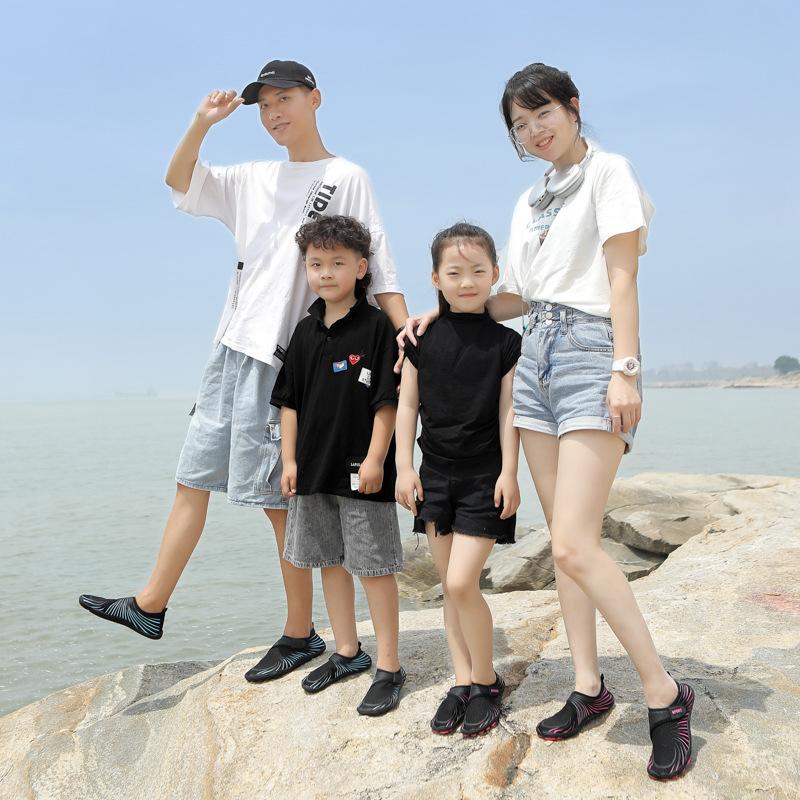 Outdoor parent-child creek shoes beach shoes wading shoes quick-drying anti-cut sea shoes diving snorkeling amphibious hiking 30 чёрный
Outdoor parent-child creek shoes beach shoes wading shoes quick-drying anti-cut sea shoes diving snorkeling amphibious hiking 30 чёрный