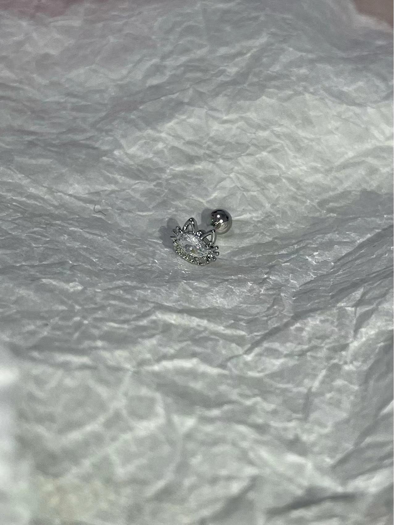 Очаровательные серьги в виде животных: Универсальные и стильные титановые серьги-гвоздики для милого и стильного образа
Очаровательные серьги в виде животных: Универсальные и стильные титановые серьги-гвоздики для милого и стильного образа