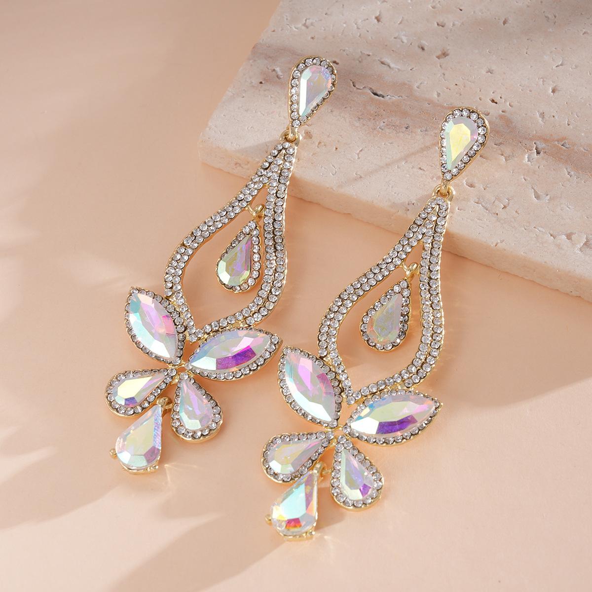 DIGADAGU Alloy Rhinestone Butterfly Geometric Dangle Earrings New Luxury Simple Earrings Women Party Zircon Accessories різнокольоровий
DIGADAGU Alloy Rhinestone Butterfly Geometric Dangle Earrings New Luxury Simple Earrings Women Party Zircon Accessories різнокольоровий