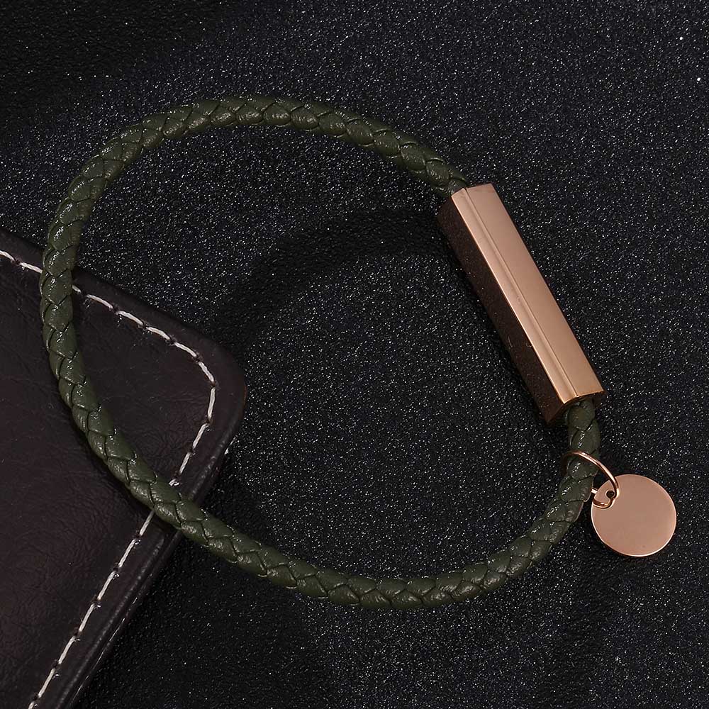 Fashion Green Leather Bracelet Women Bracelet Bangle Magnetic Clasp Charm Women Jewelry Gift Wearing Length 205mm зелений
Fashion Green Leather Bracelet Women Bracelet Bangle Magnetic Clasp Charm Women Jewelry Gift Wearing Length 205mm зелений