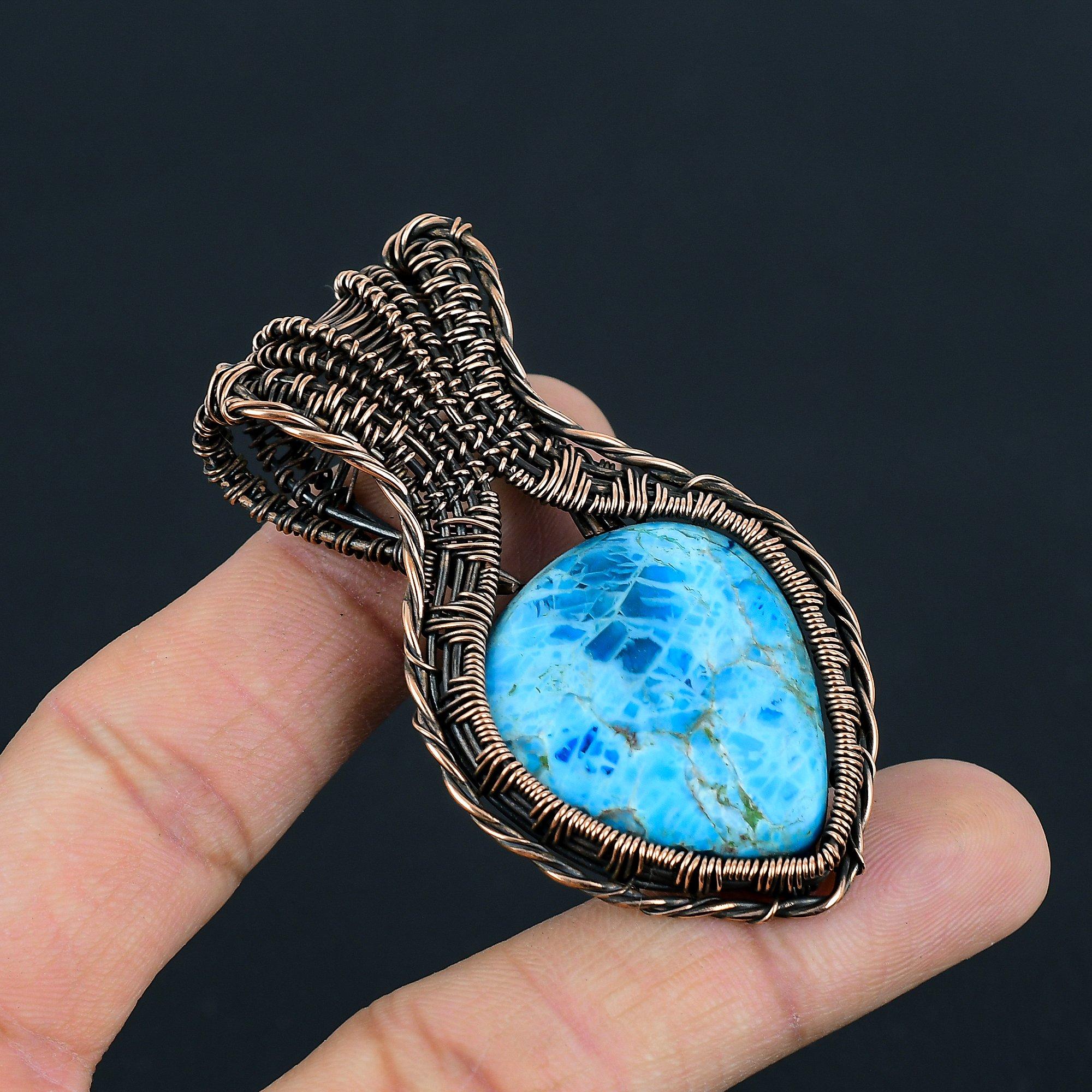 Неоново-синий апатит, драгоценный камень, медная проволока ручной работы, ювелирные изделия, прекрасный кулон для нее 2.64 Inches синий
Неоново-синий апатит, драгоценный камень, медная проволока ручной работы, ювелирные изделия, прекрасный кулон для нее 2.64 Inches синий