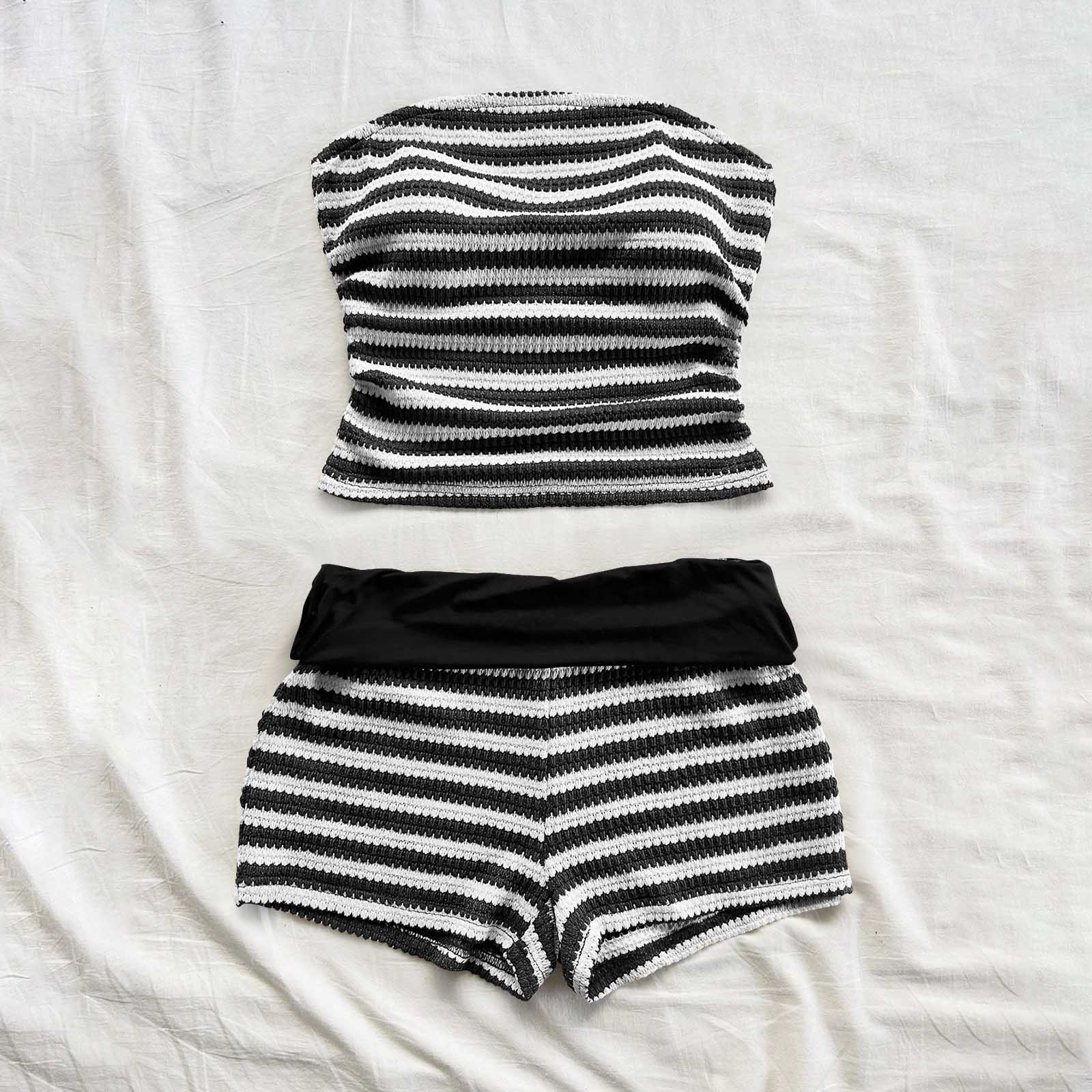 Women s Sleeveless Striped Printed Two-piece Loungewear Set, Shorts Set, Soft And Comfortable Pajamas. S чорний
Women s Sleeveless Striped Printed Two-piece Loungewear Set, Shorts Set, Soft And Comfortable Pajamas. S чорний