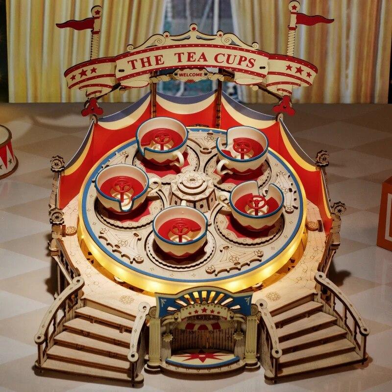 Rokr Tilt-A-Whirl чайная чашка парк развлечений серия строительные игрушки на день рождения рождественские подарки для детей 3D деревянная головоломка
Rokr Tilt-A-Whirl чайная чашка парк развлечений серия строительные игрушки на день рождения рождественские подарки для детей 3D деревянная головоломка